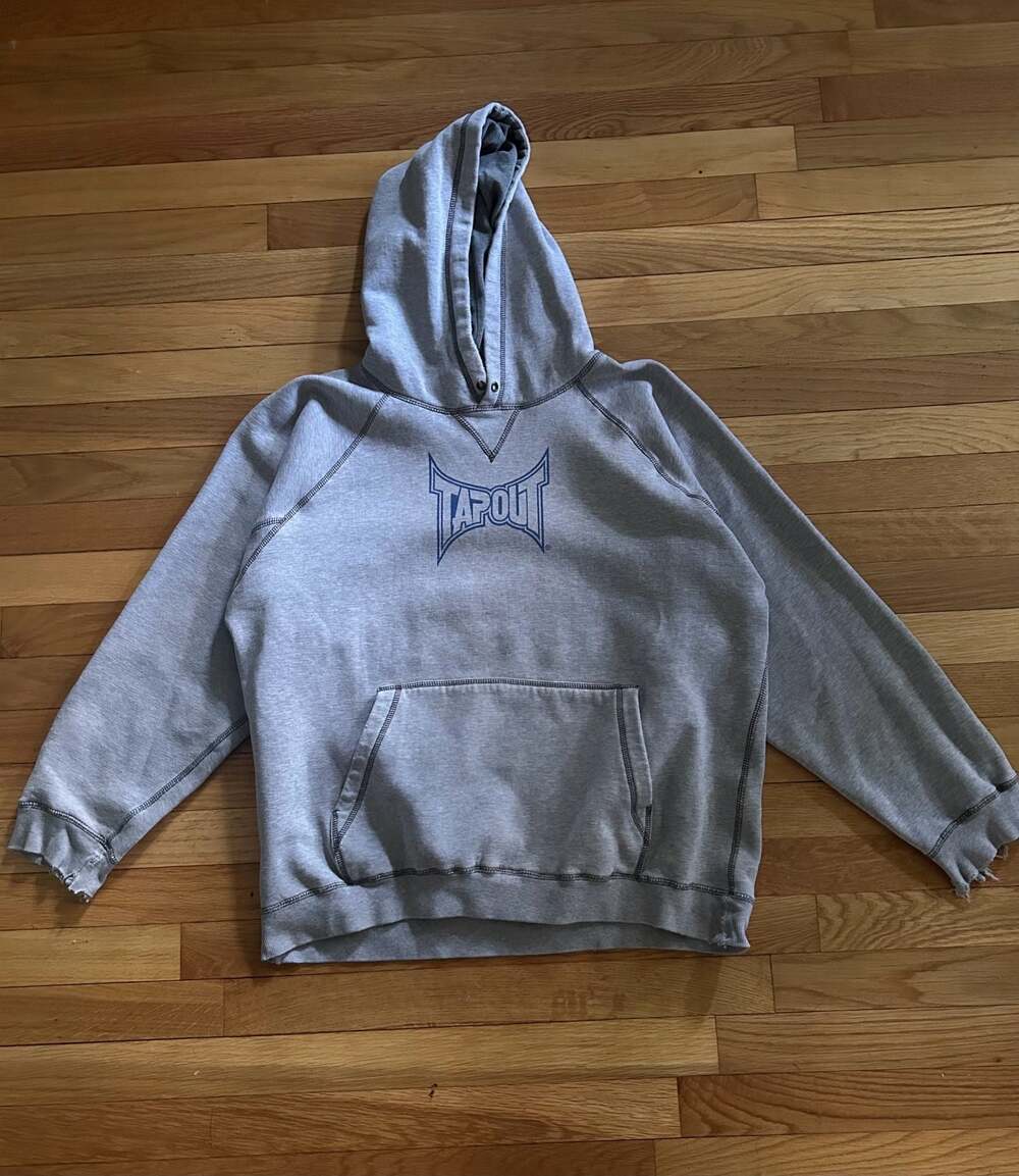 Vintage Y2K Tapout MMA Fighter Pullover Hoodie Grey Contrast Stitch